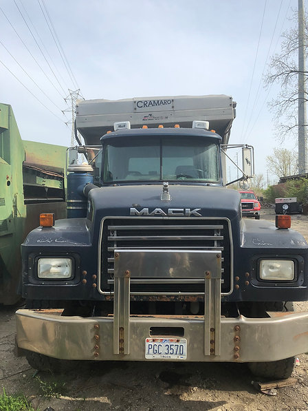 2000 MACK RD688 DUMP TRUCK