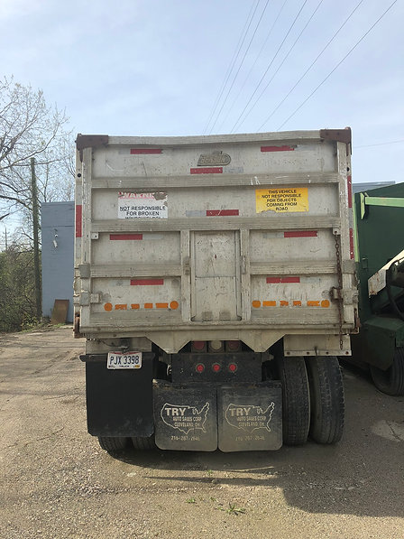 2000 MACK RD688 DUMP TRUCK