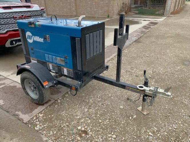 MILLER BIG BLUE 450 DUO CST WELDER