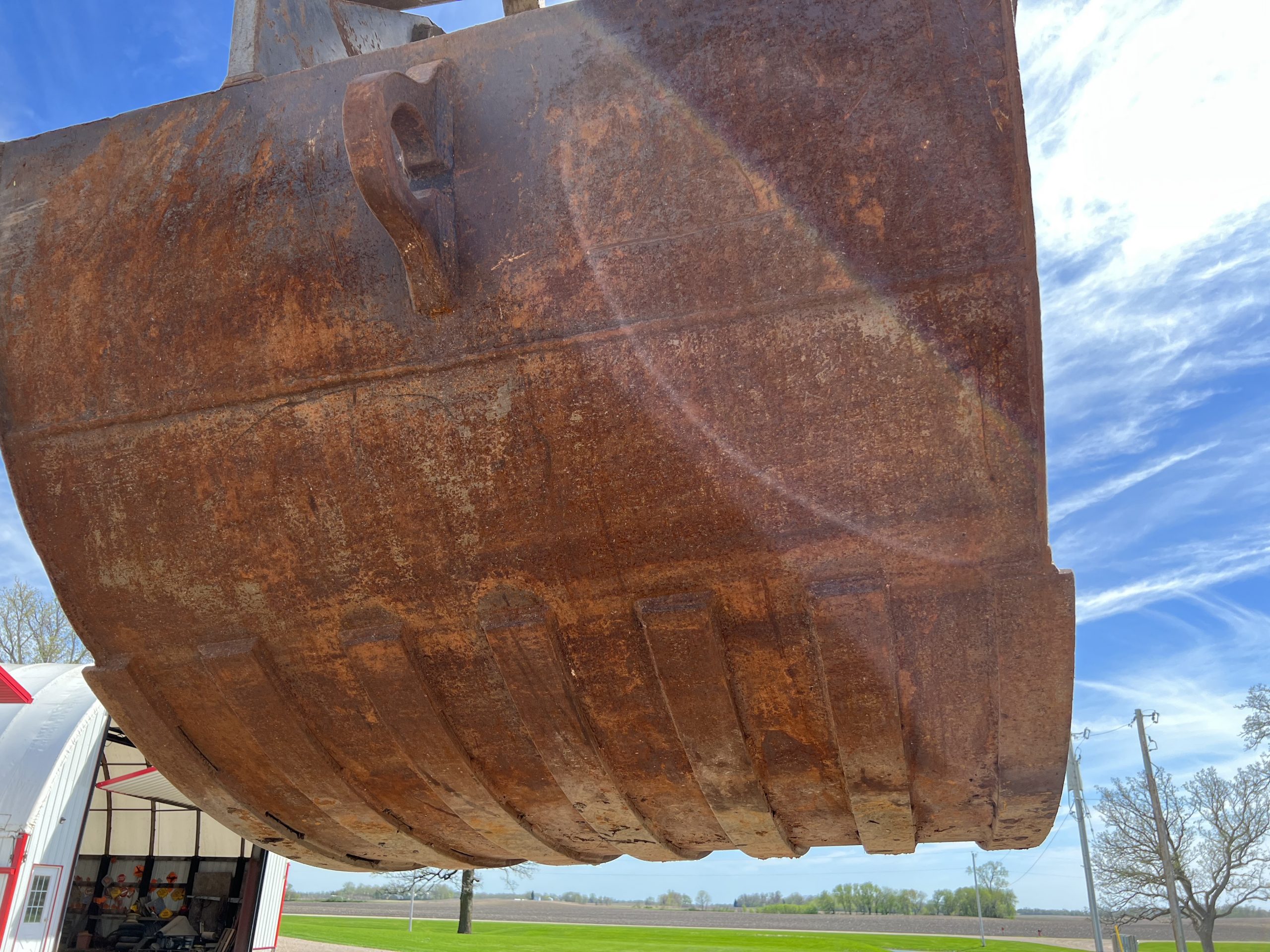 71" Empire Sand Bucket, Hitachi EX750 Excavator