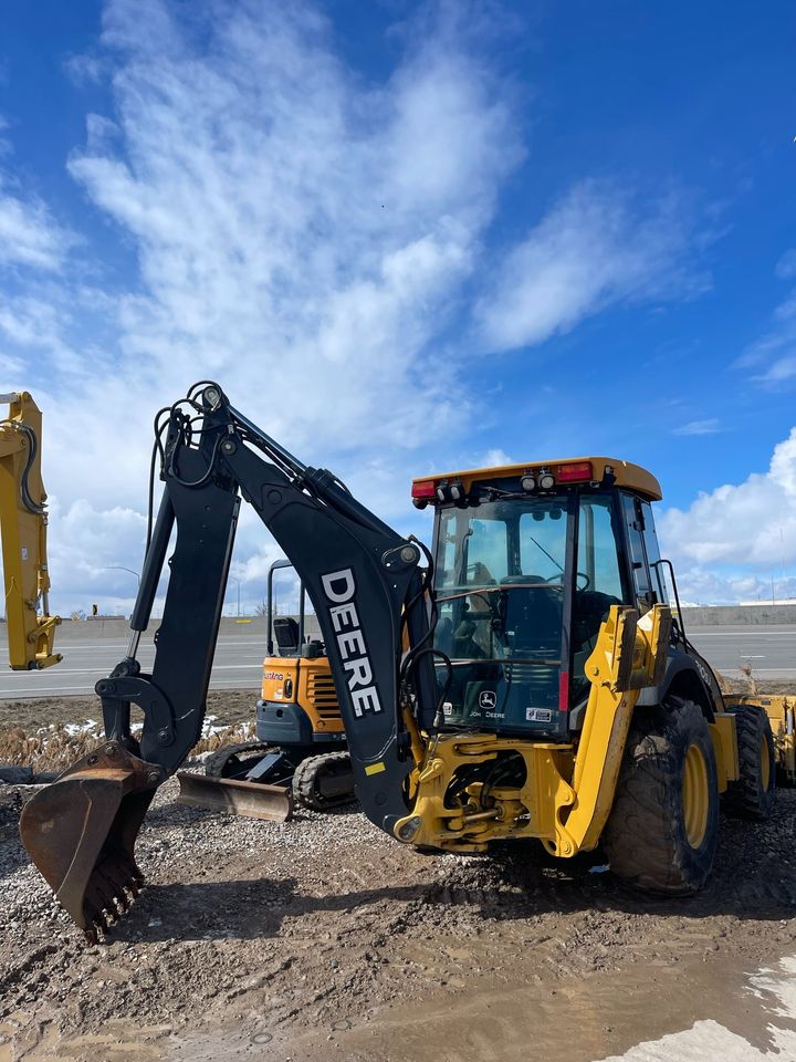 2007 JOHN DEERE 310SJ 4x4 backhoe