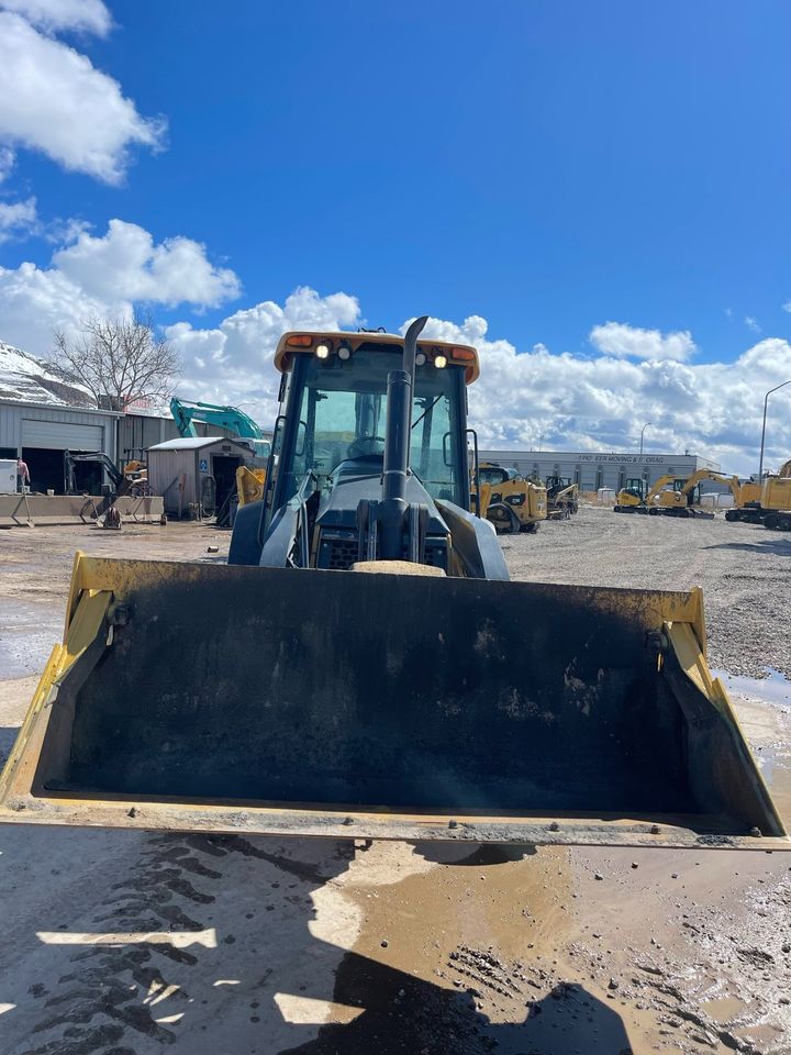 2007 JOHN DEERE 310SJ 4x4 backhoe