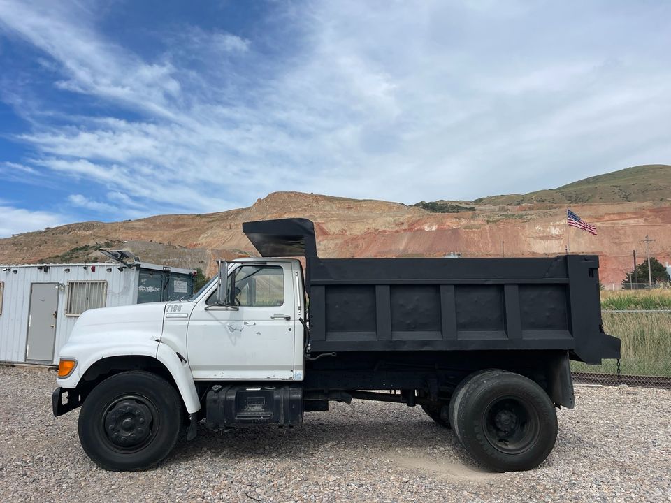 1994 Ford F Series Bobtail Dump Truck