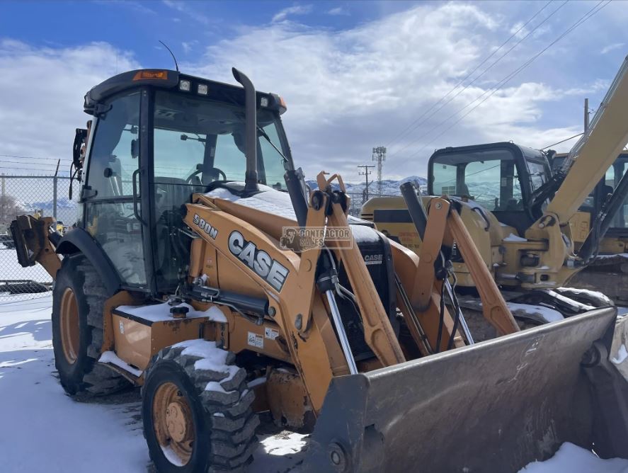 2013 CASE 580N Backhoe