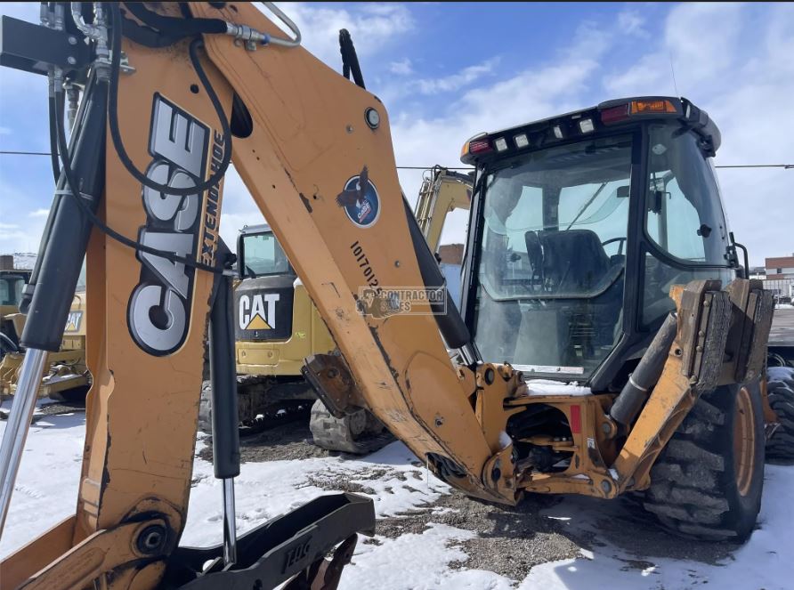 2013 CASE 580N Backhoe