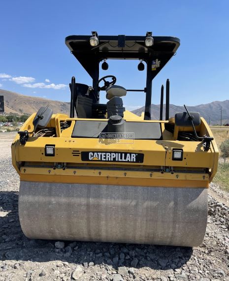 2015 CATERPILLAR CB64